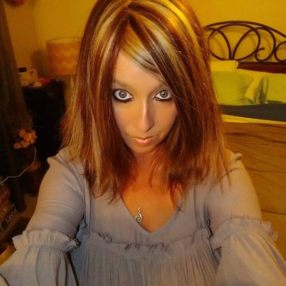 Meet your Posher, Shirley